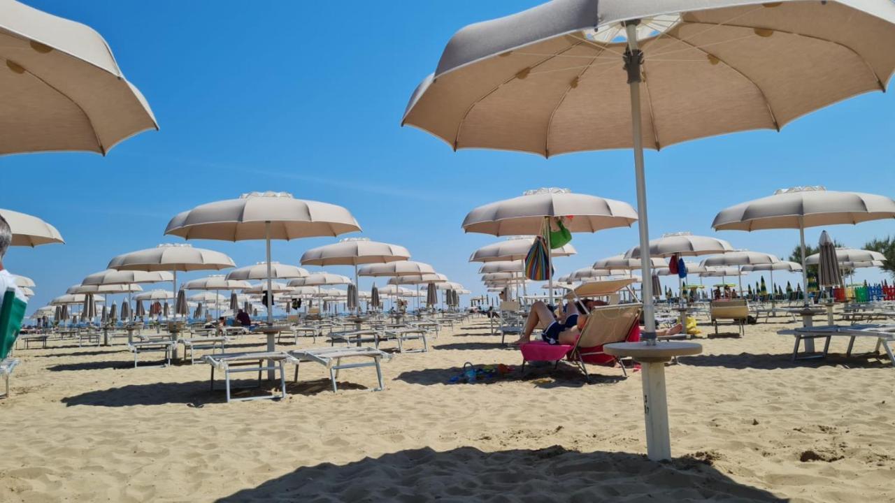 Hotel Riva E Mare Ρίμινι Εξωτερικό φωτογραφία