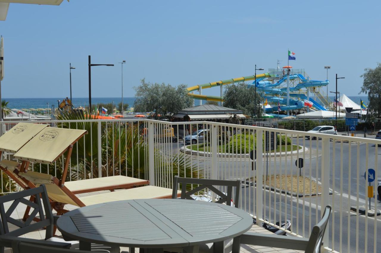 Hotel Riva E Mare Ρίμινι Εξωτερικό φωτογραφία
