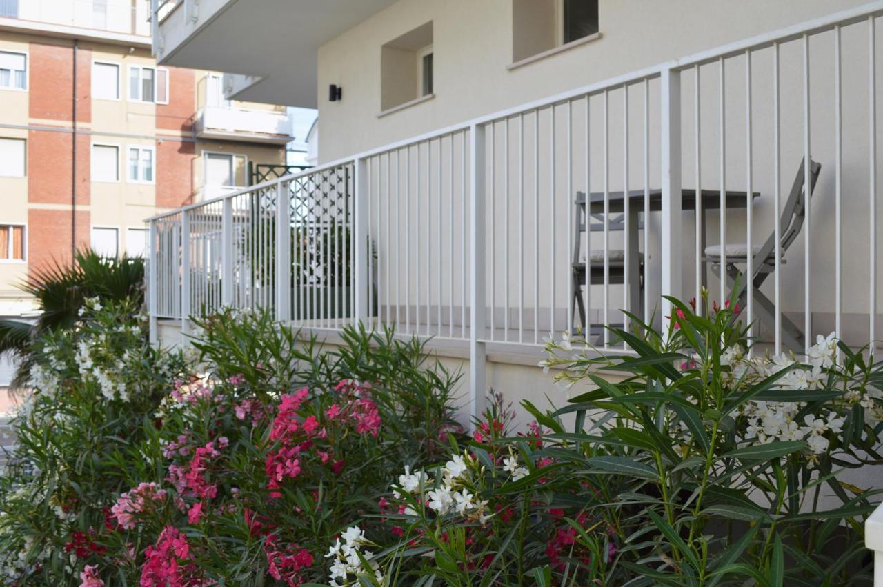 Hotel Riva E Mare Ρίμινι Εξωτερικό φωτογραφία