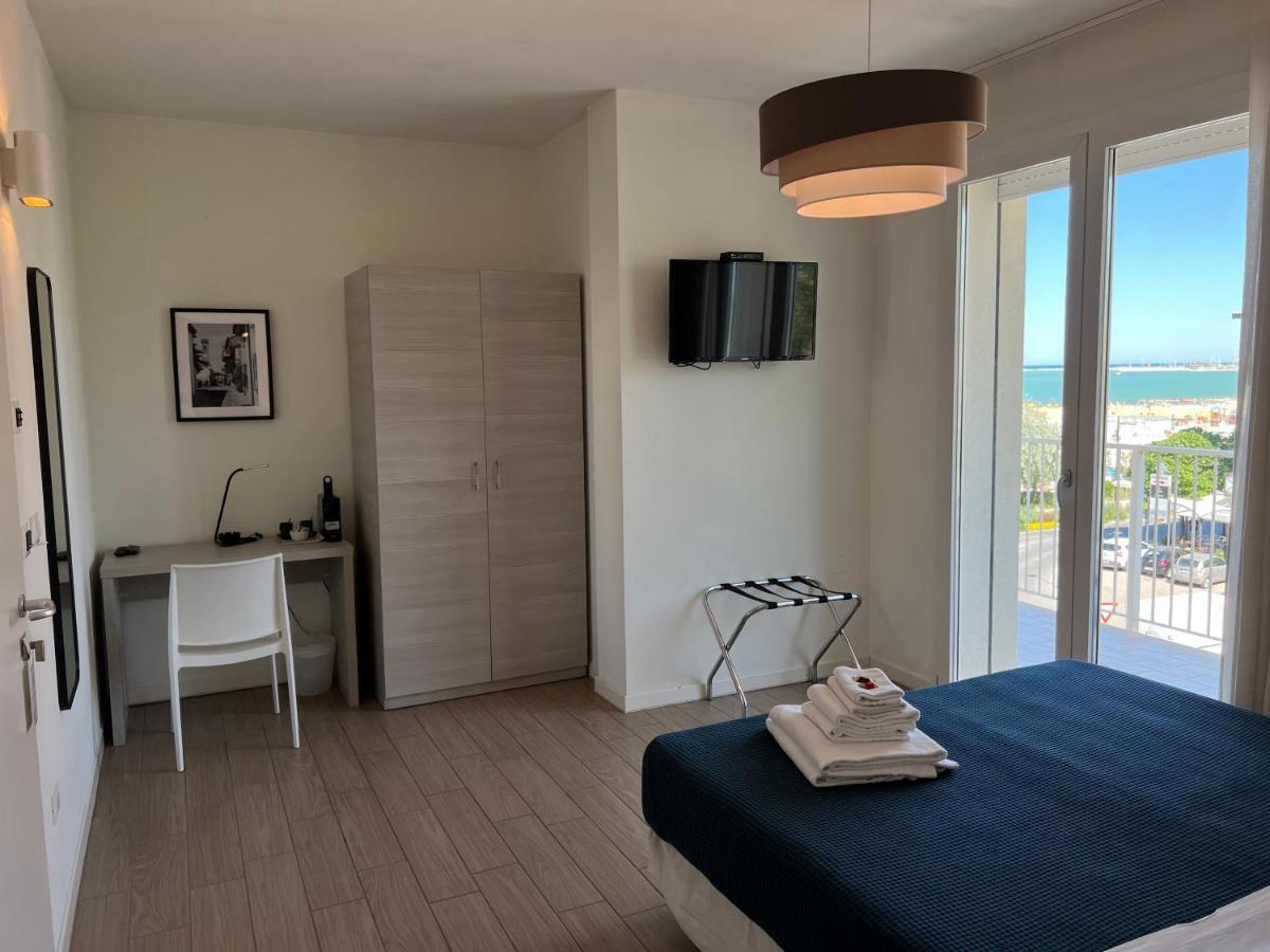 Hotel Riva E Mare Ρίμινι Εξωτερικό φωτογραφία